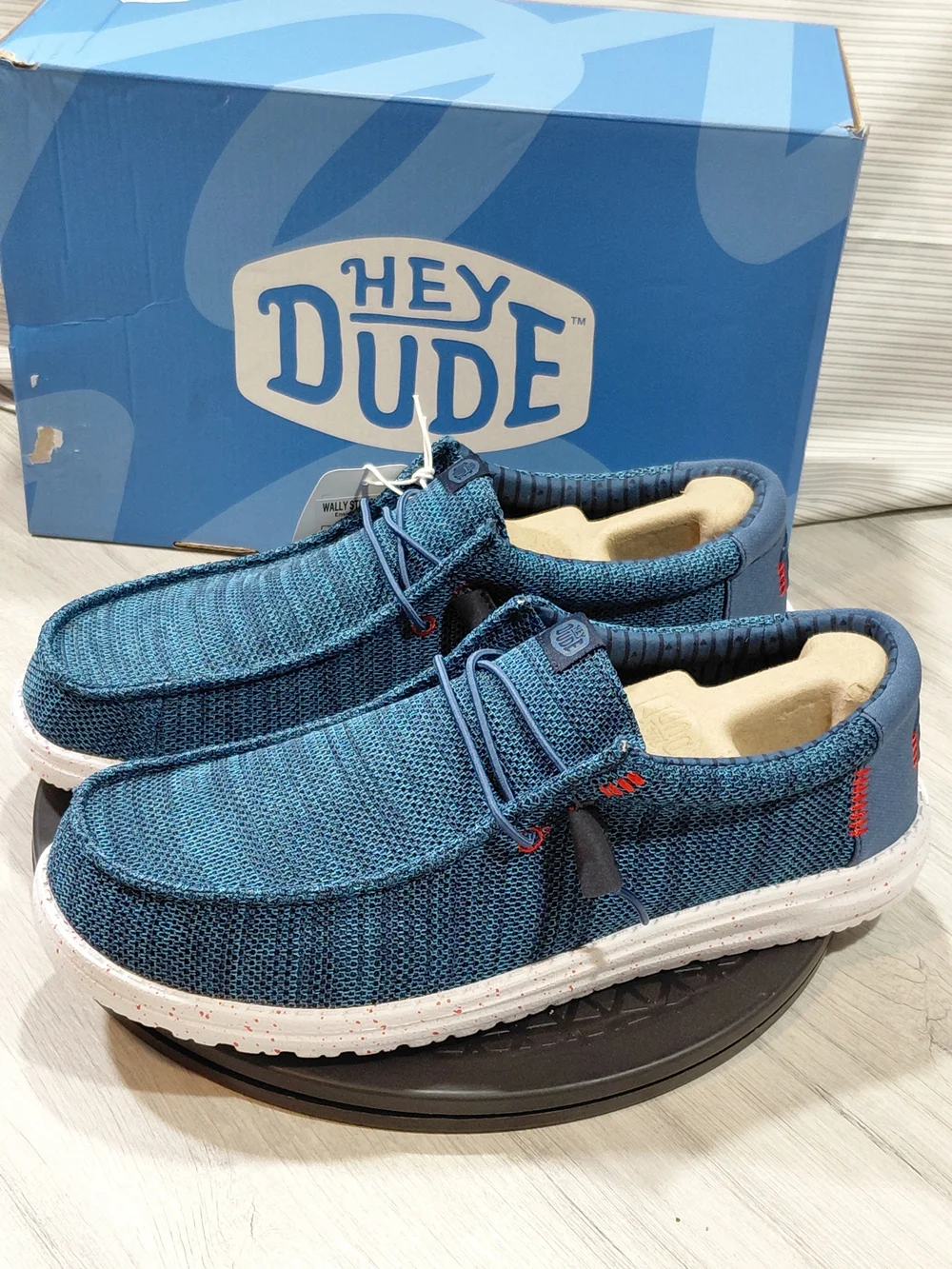NWT Hey Dude Men's Wally Stretch Sox Slip-On Loafers in Teal Blue Red Accent M12